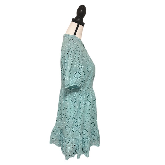 J Crew puff-sleeve floral eyelet dress - Picture 2 of 5